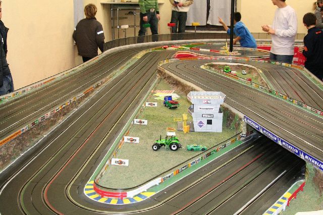 PISTA TSR